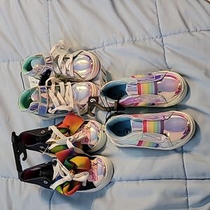 Kids shoes (3 pairs)